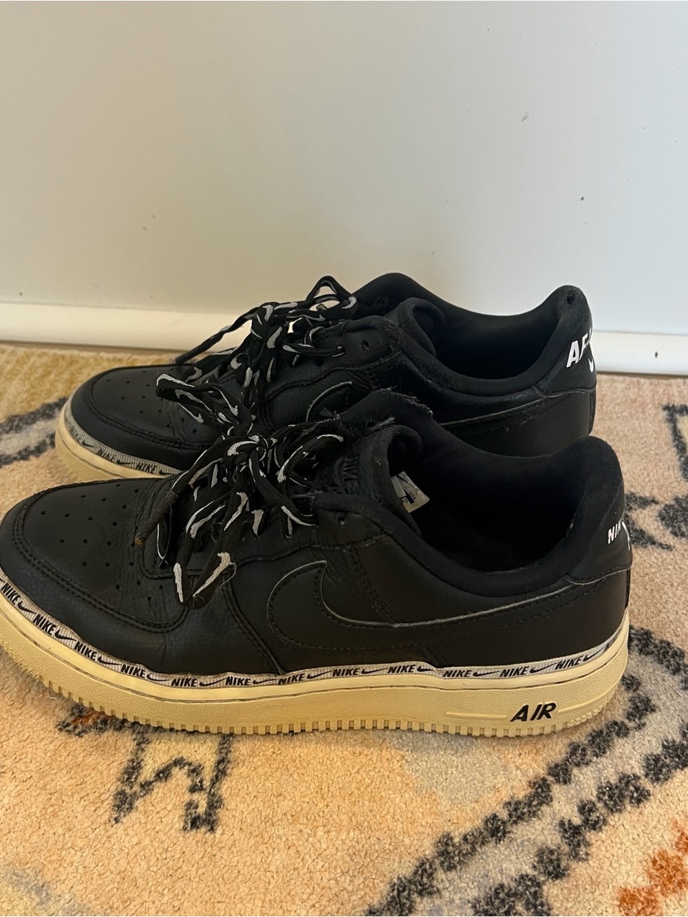 Nike Black Leather Low-Top Sneakers with Cream Sole